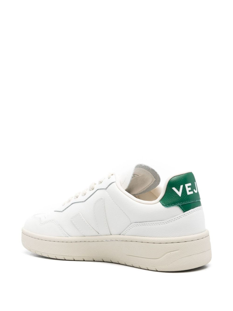 V-90 sneakers 3