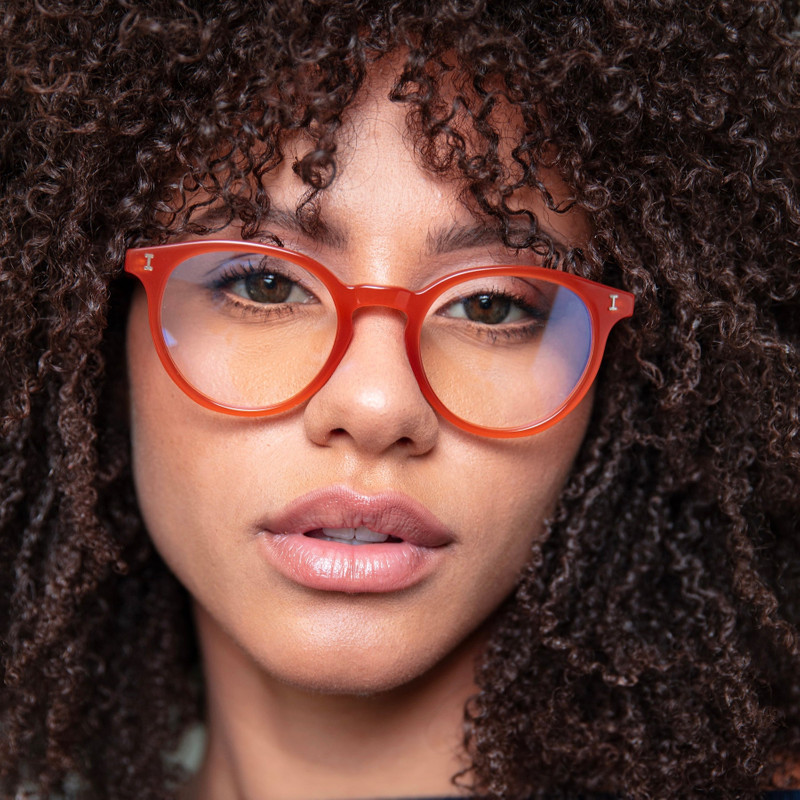 illesteva Dakota Optical outlook
