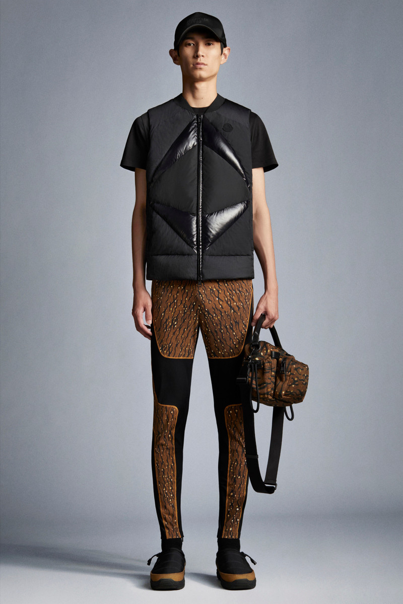 Moncler Kiyose Vest outlook