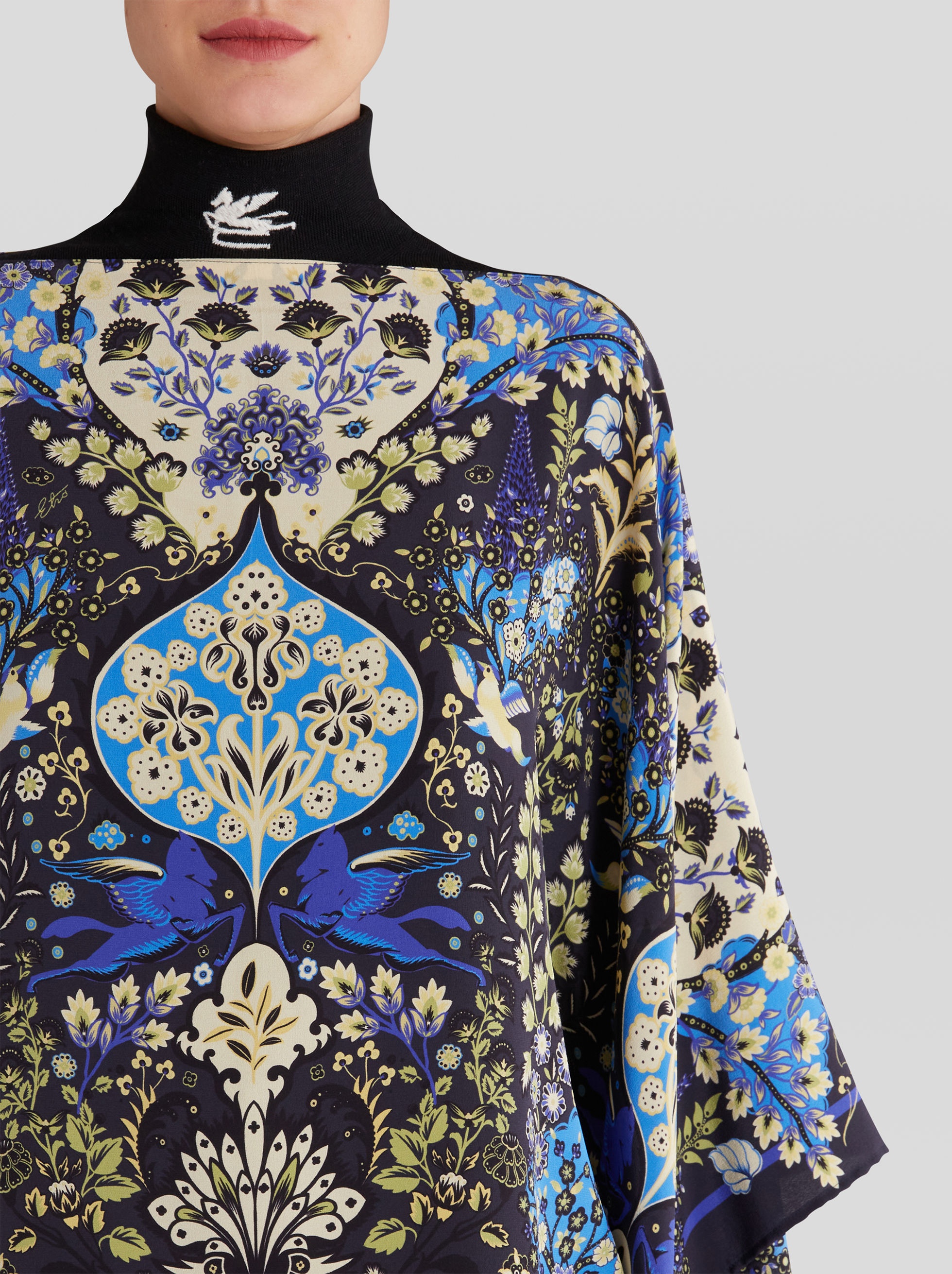 PRINTED SILK PONCHO - 3