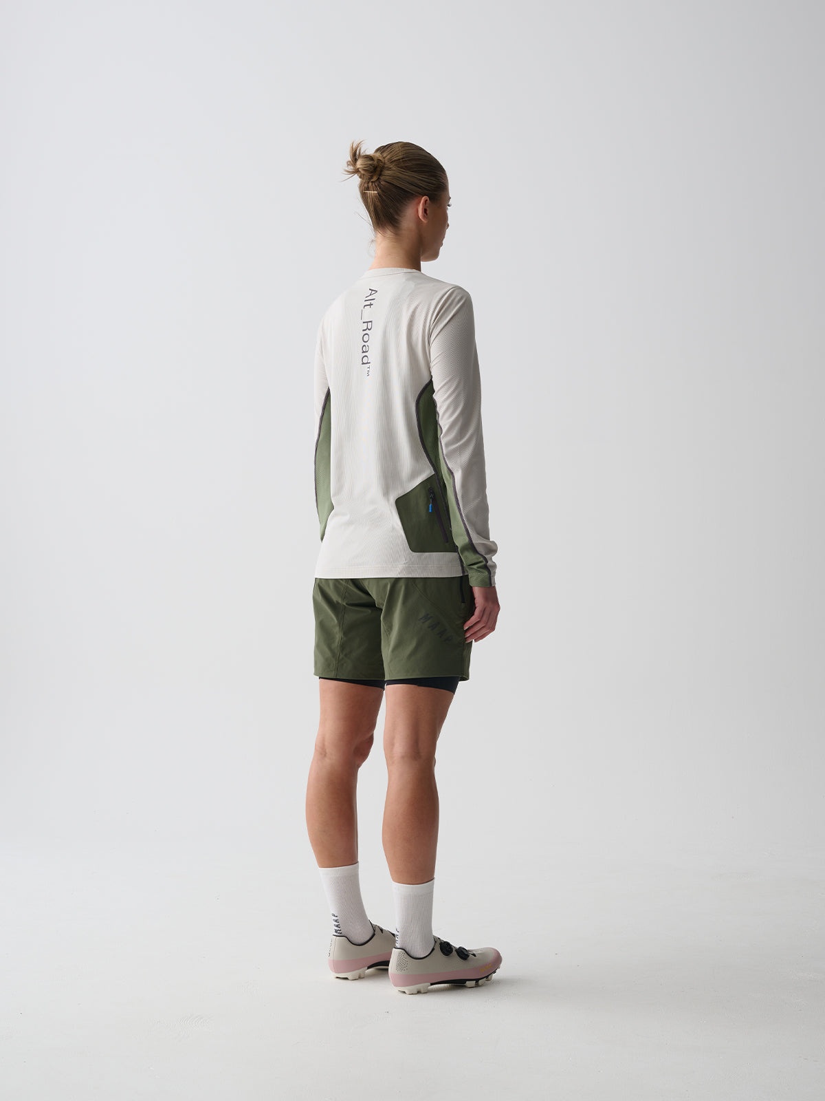Women's Alt_Road™ Tech LS Tee - 4