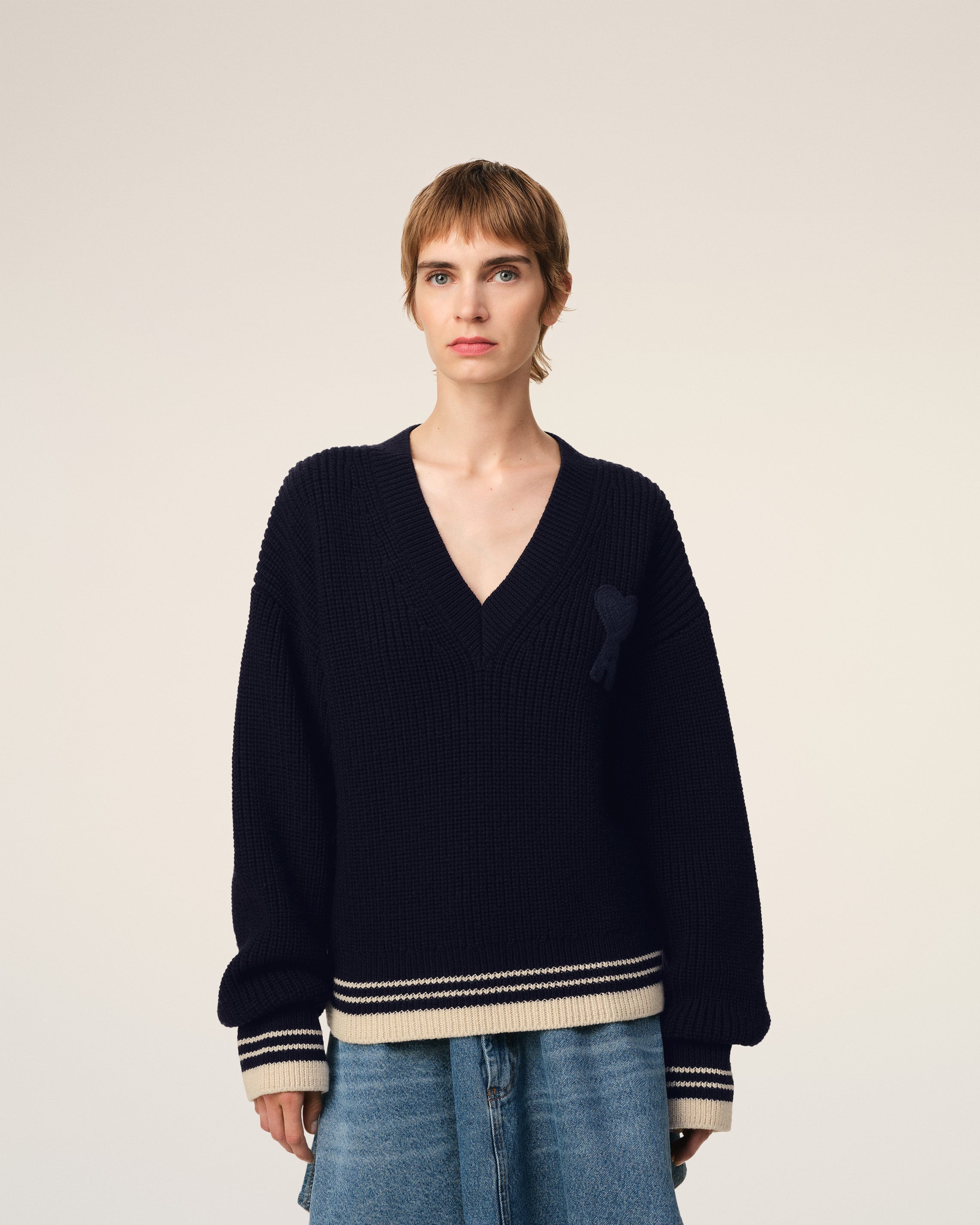 NAVY WOOL RIBBED V NECK SWEATER - 3