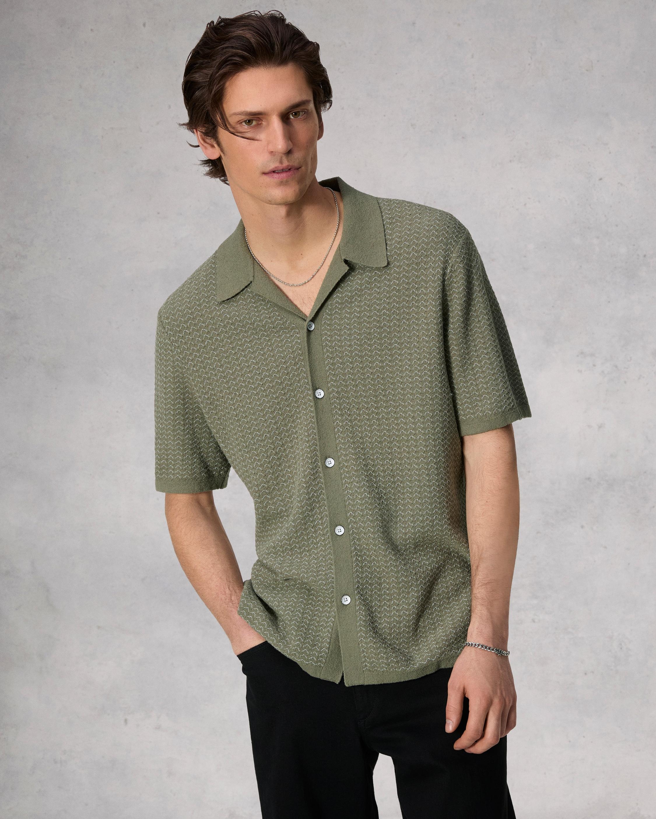 Avery Jacquard Zuma Toweling Shirt
Classic Fit Button Down - 2