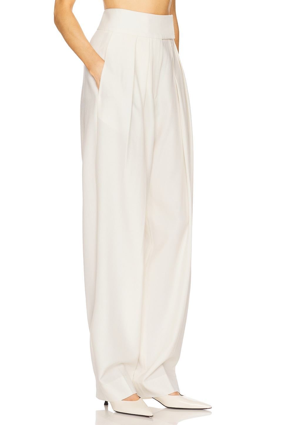 High Waist Pleated Suit Trouser in Wool - 3