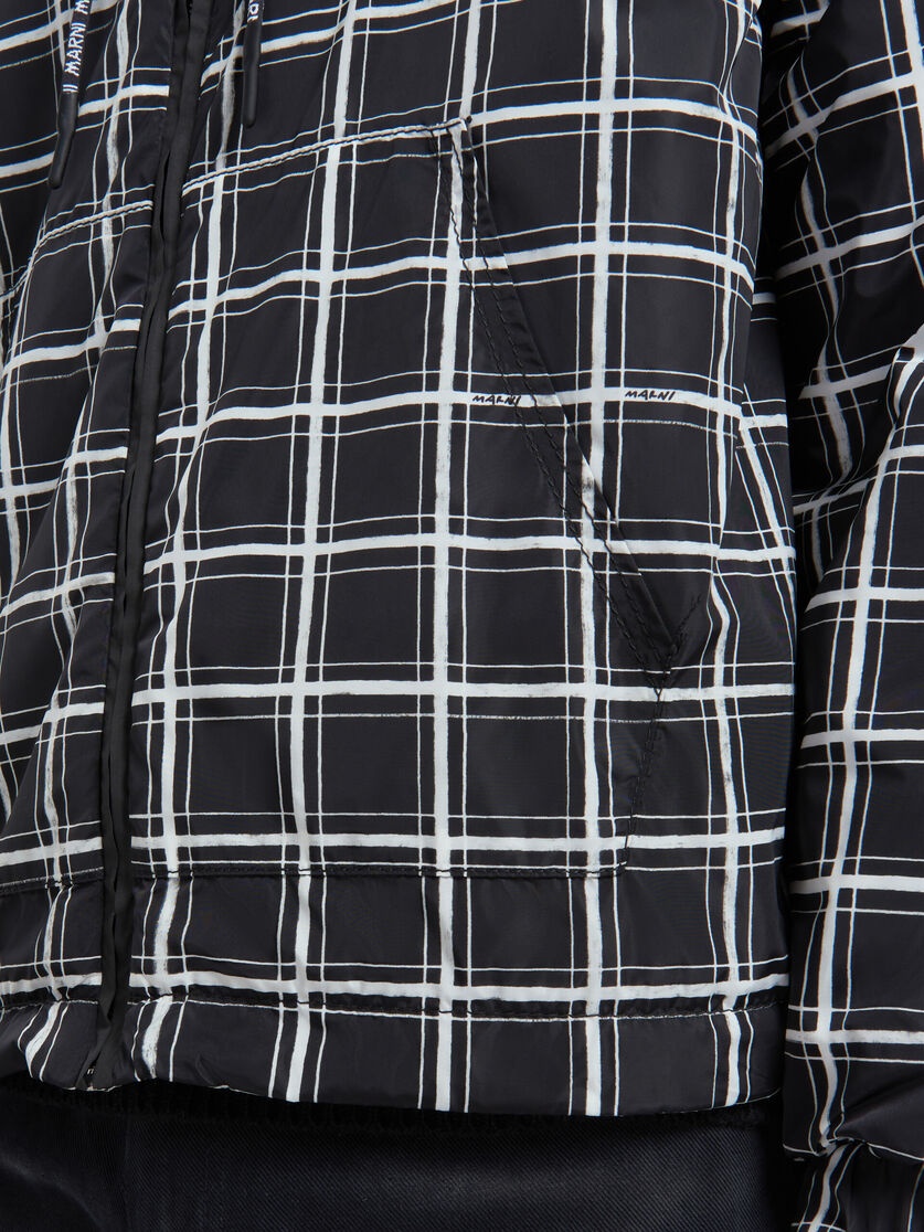 BLACK CHECKED NYLON JACKET - 5