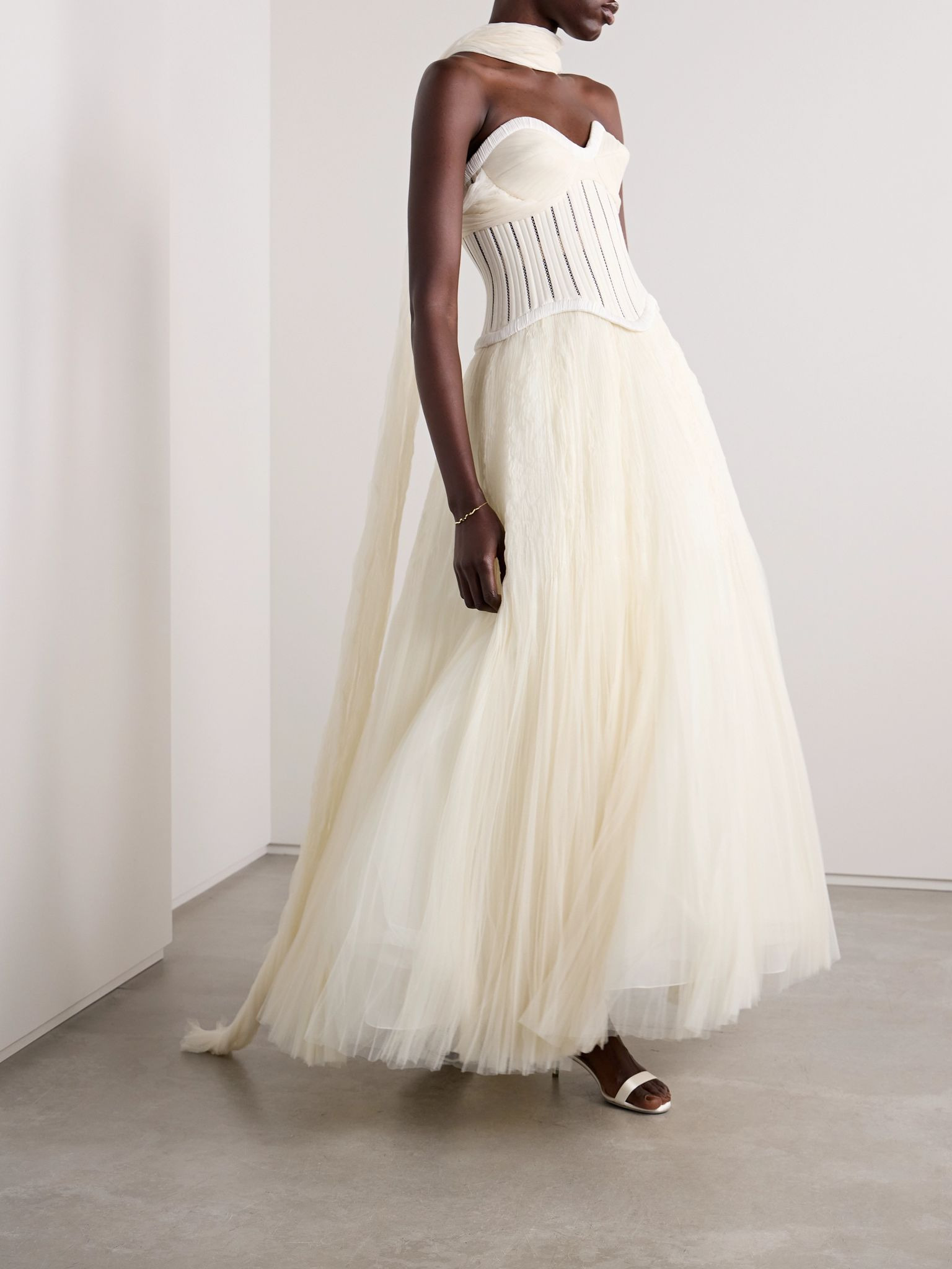 Anika strapless plissé satin-trimmed twill and tulle gown Ivory - 2