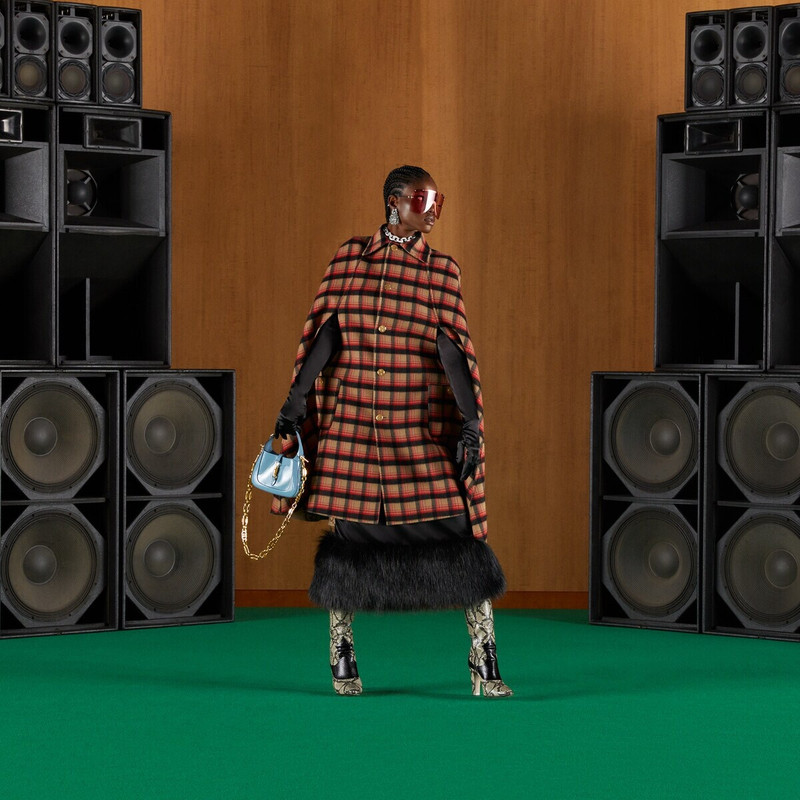 GUCCI Jumbo GG cape outlook