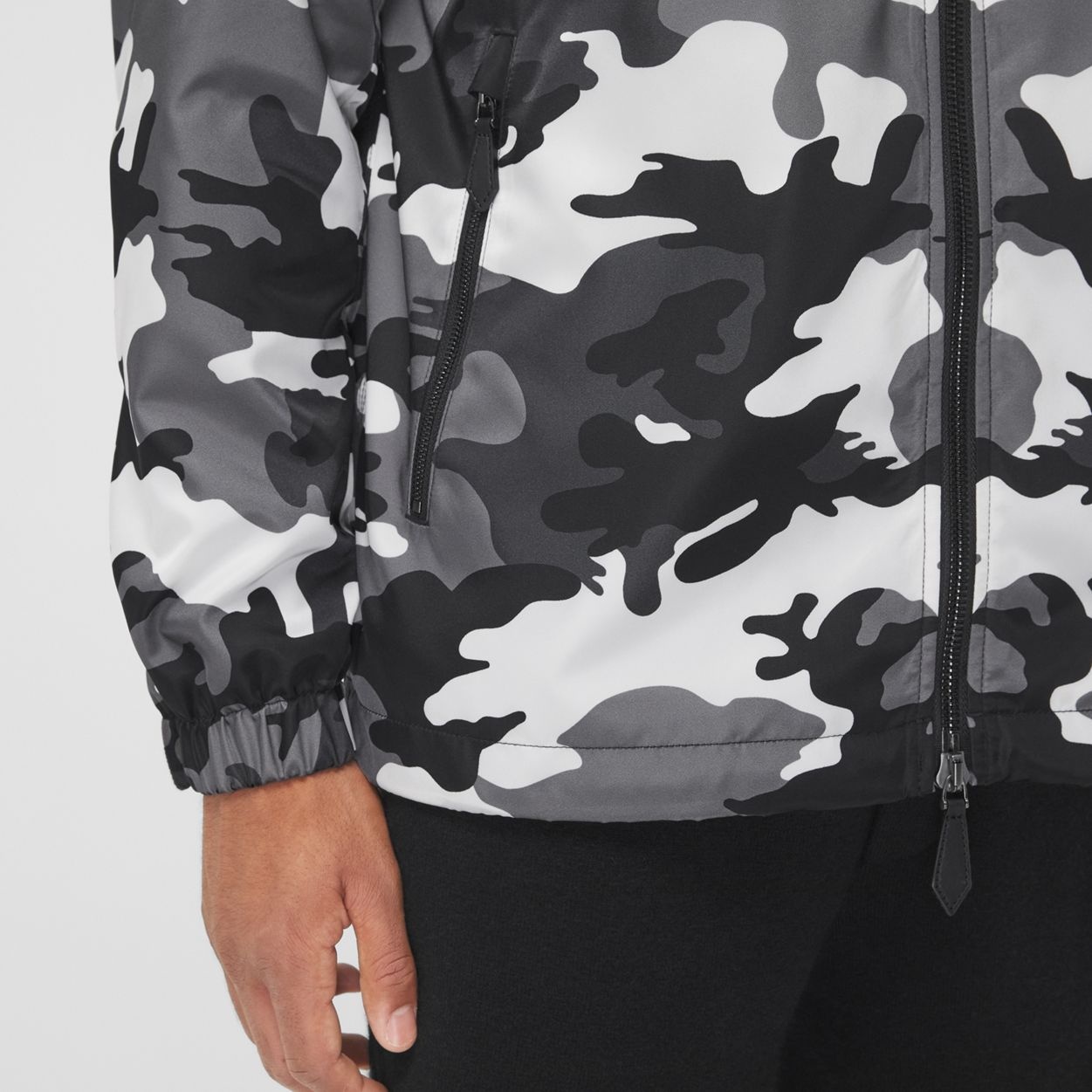 Camouflage Print Lightweight Hooded Jacket - 5