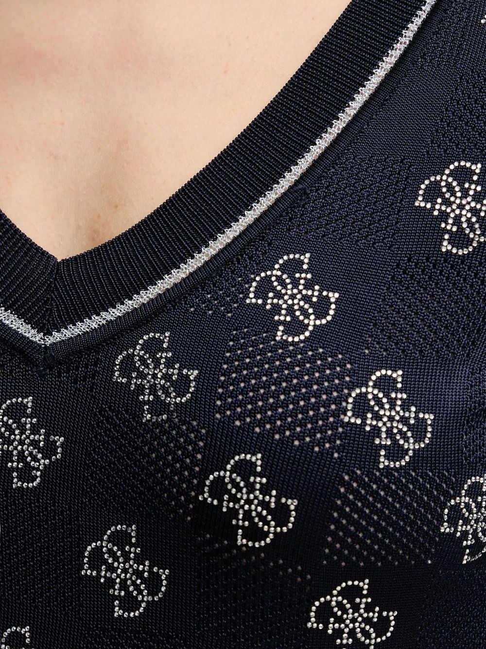4G logo-pattern V-neck sweatshirt - 4