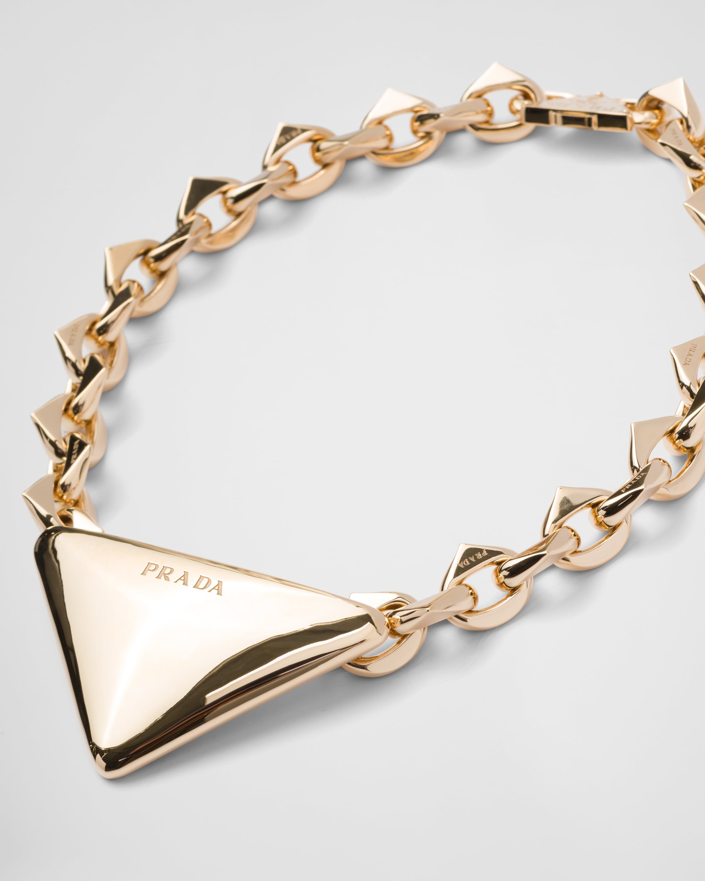 Eternal Gold large pendant necklace in yellow gold - 3