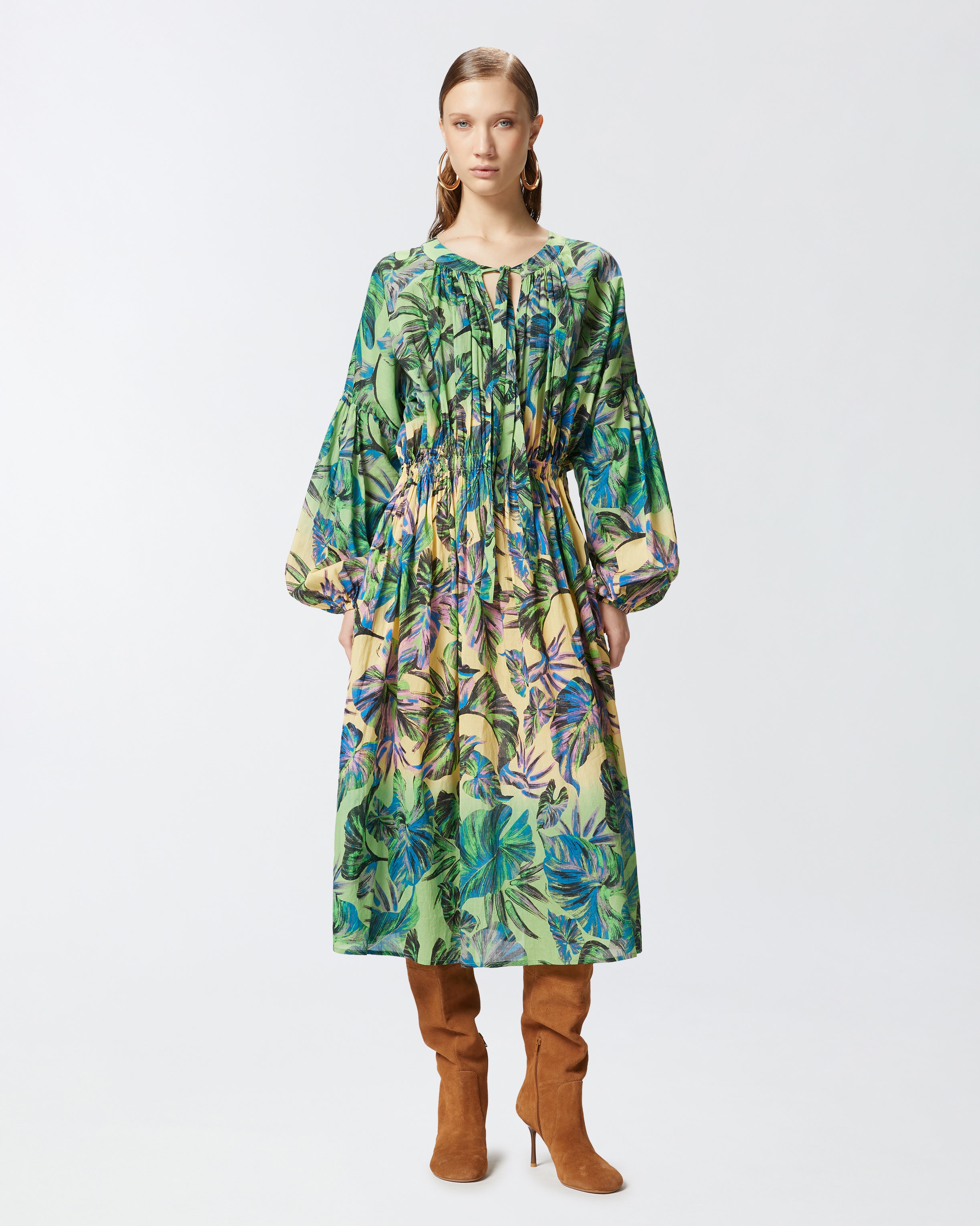 WIDE MIDI DRESS WITH TROPICAL-LEAF MOTIF - 2