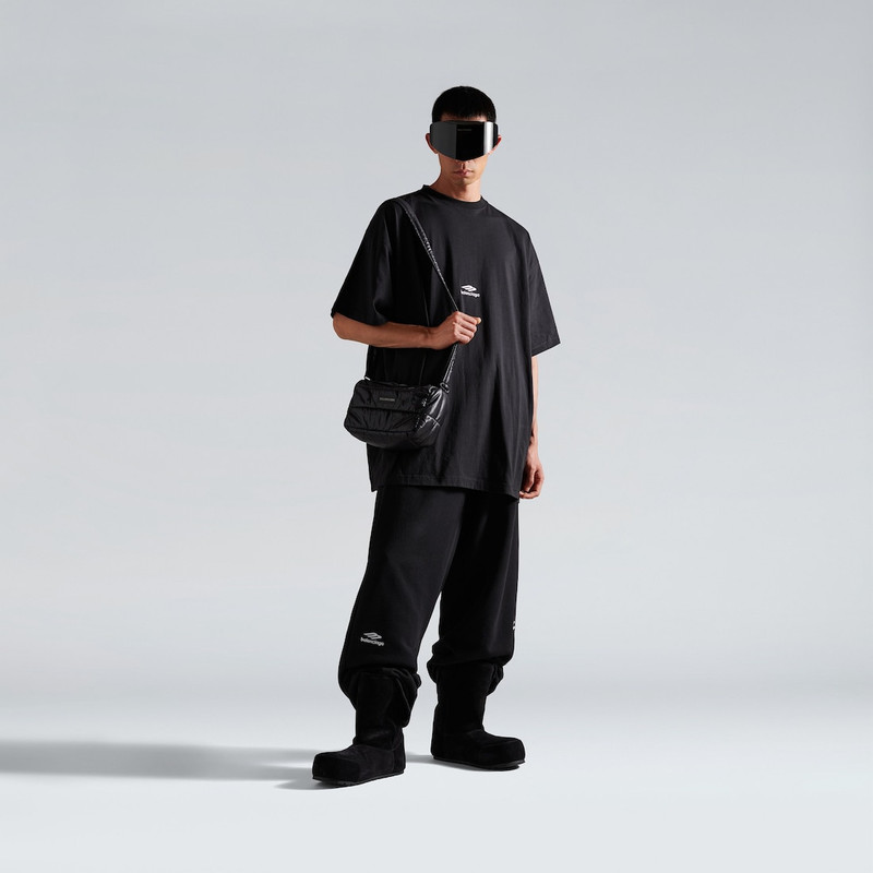 Men's Puffer Crossbody Bag in Black 7