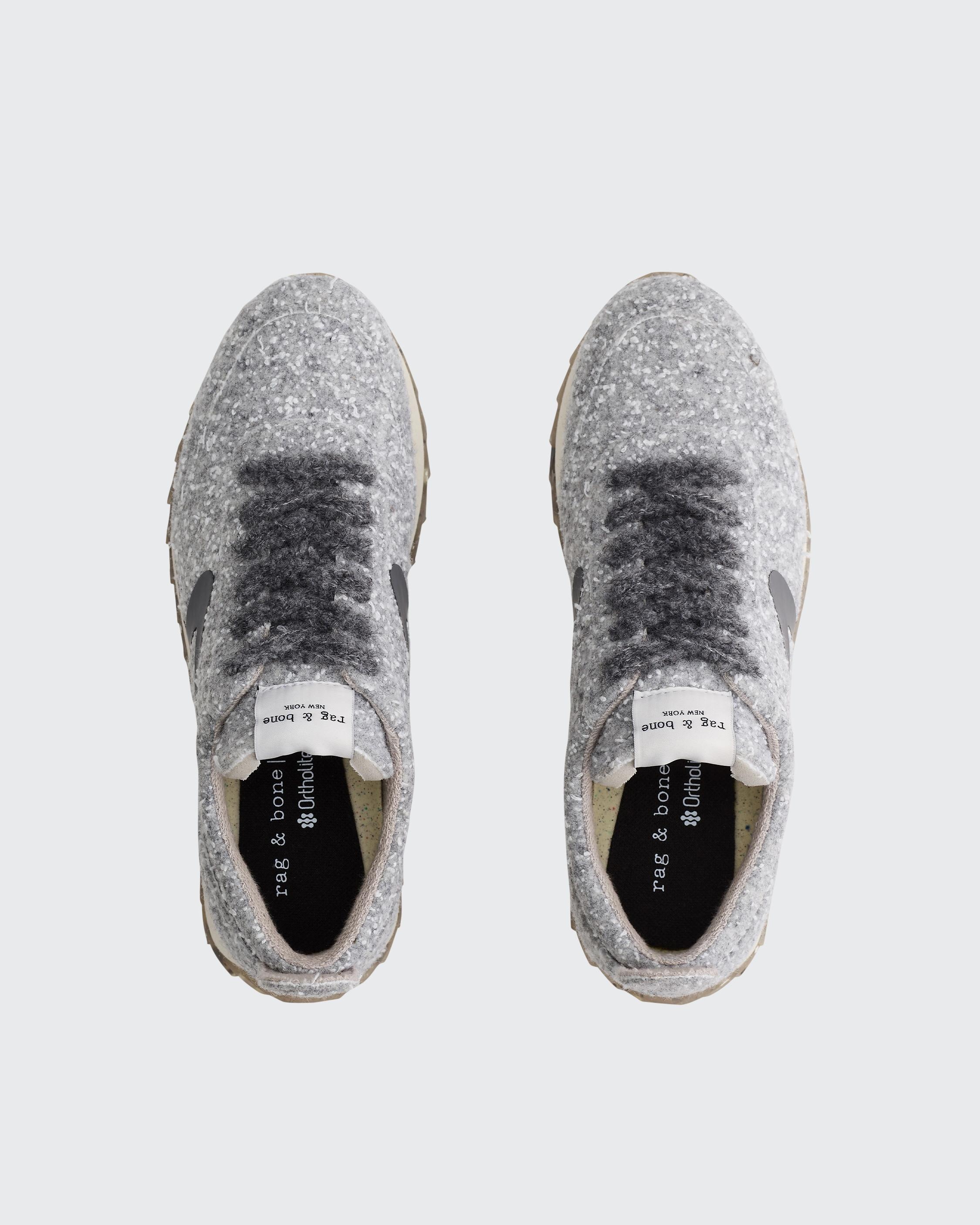 Retro Runner - Mélange Felt
Low Top Sneaker - 4
