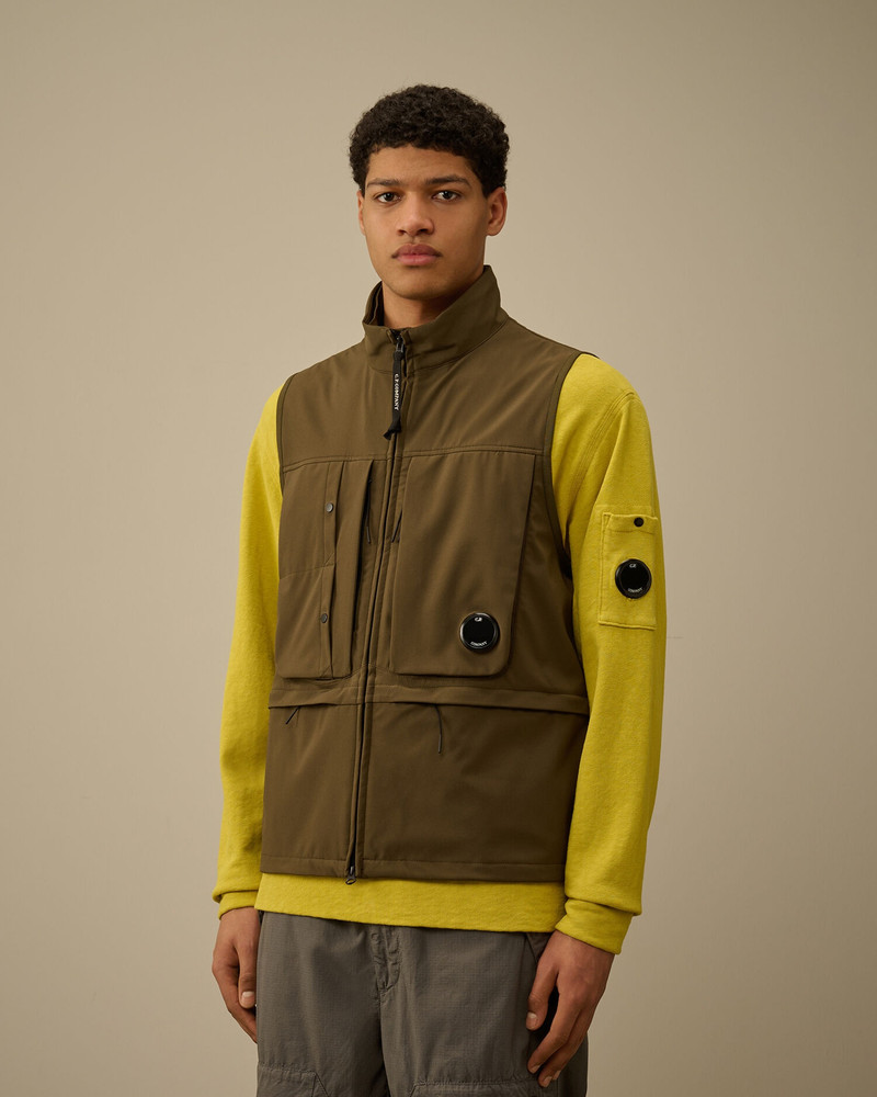 C.P. Shell-R Hooded Vest 3