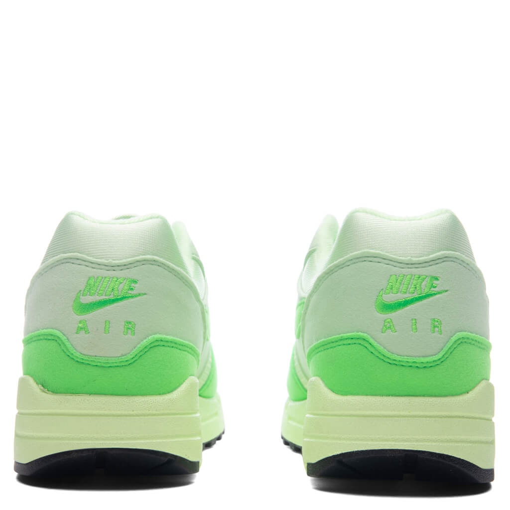 Nike WOMEN'S AIR MAX '87 VAPOR GREEN/GREEN STRIKE/BARELY VOLT