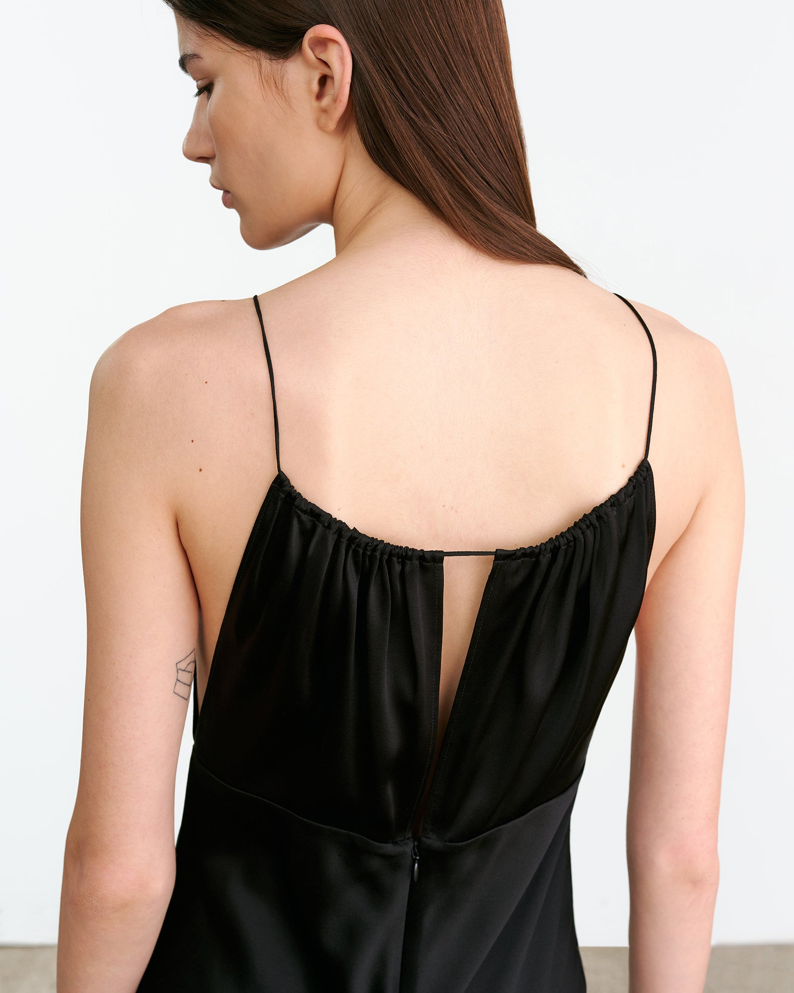 ARDELLE GOWN - 5