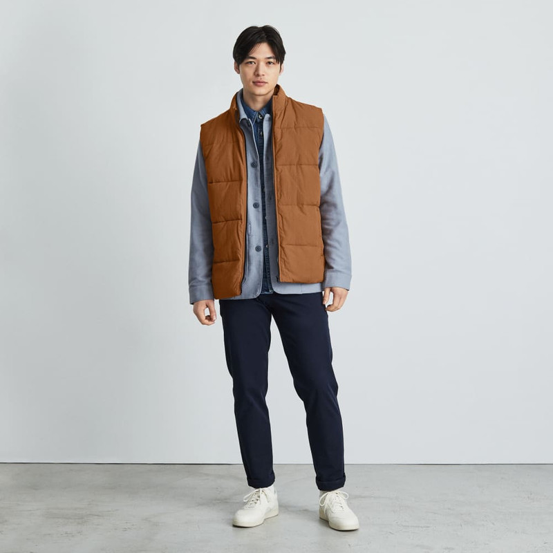THE RENEW PUFFER VEST 5