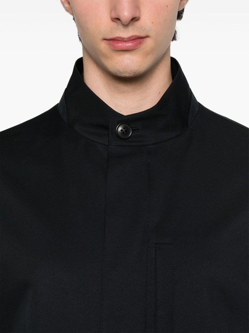 water-repellent jacket 5