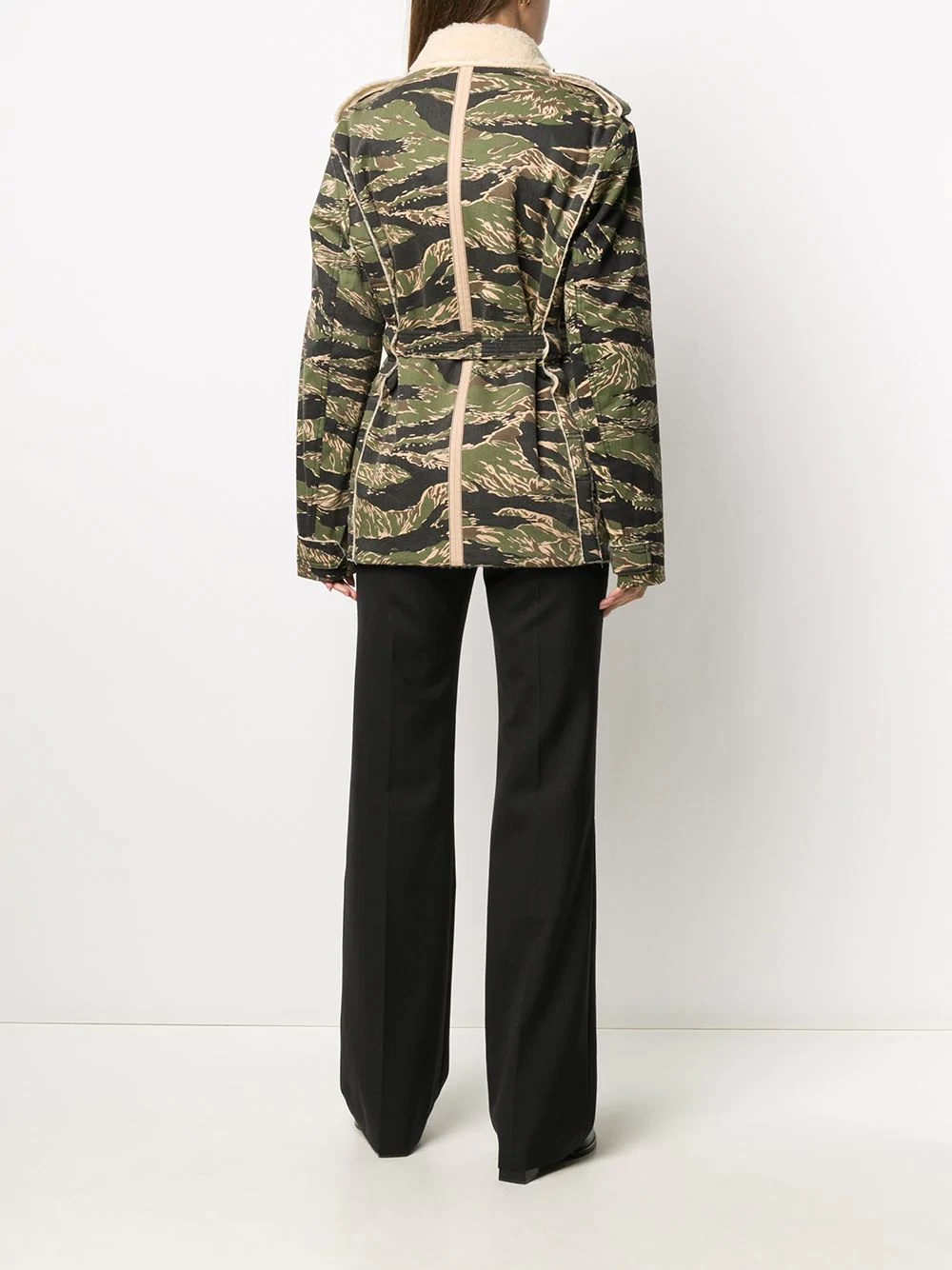 camouflage-print buttoned jacket - 4