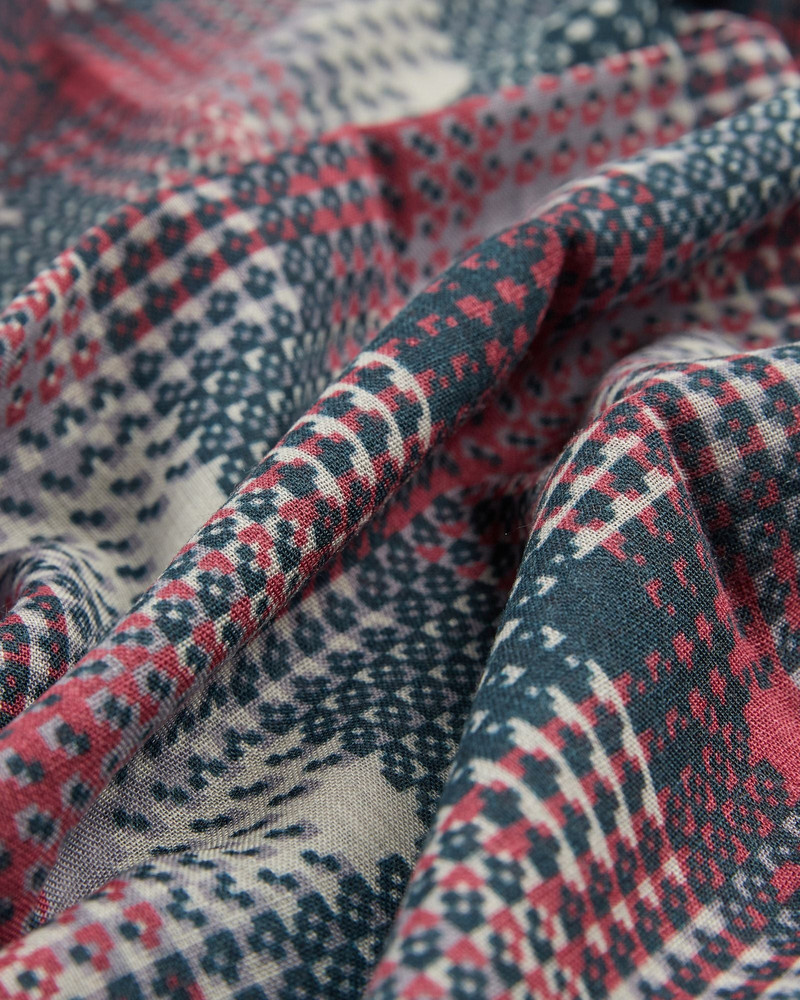 Lightweight wool scarf 4