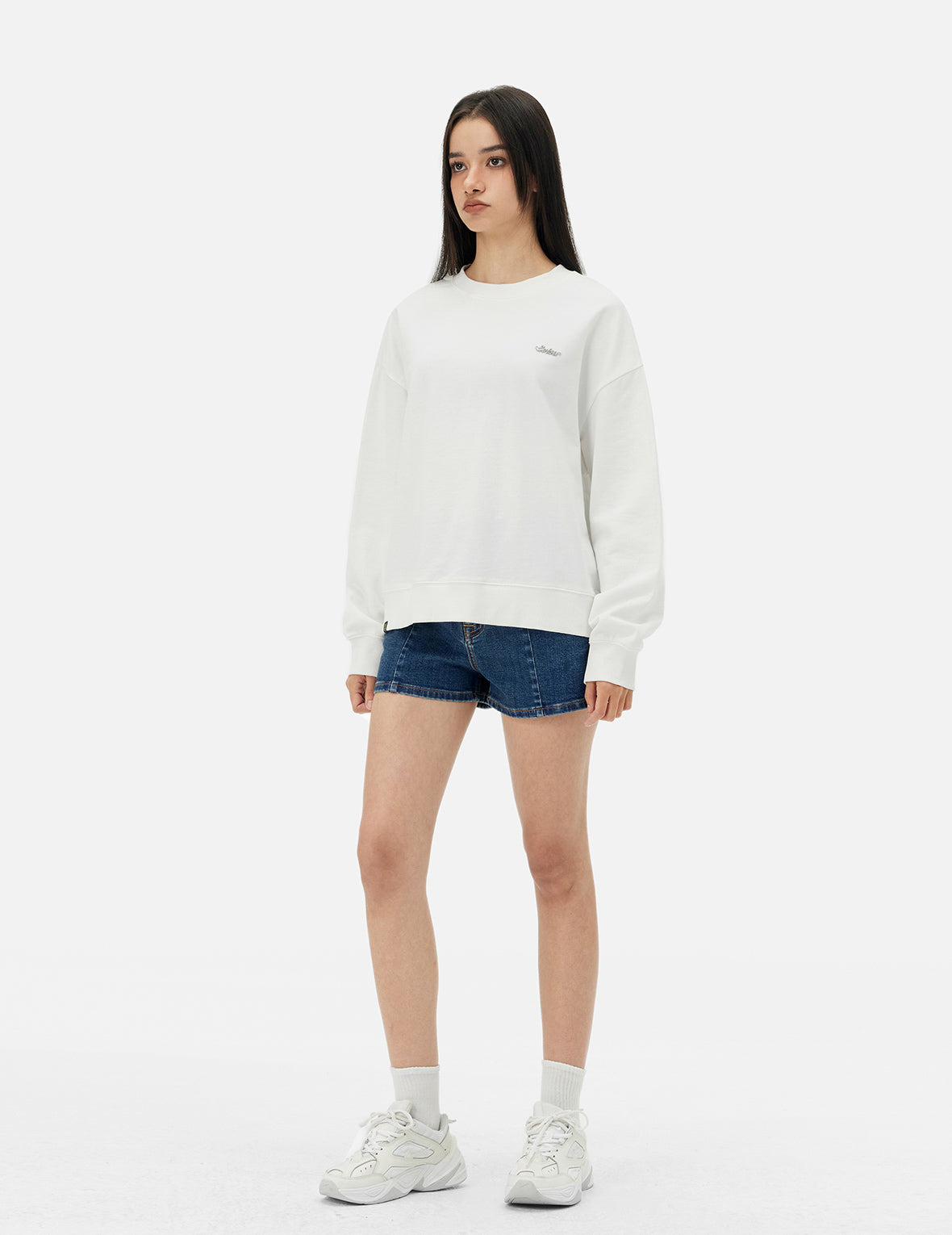 “EV” Rhinestone Embellished Loose Fit Denim Shorts - 3