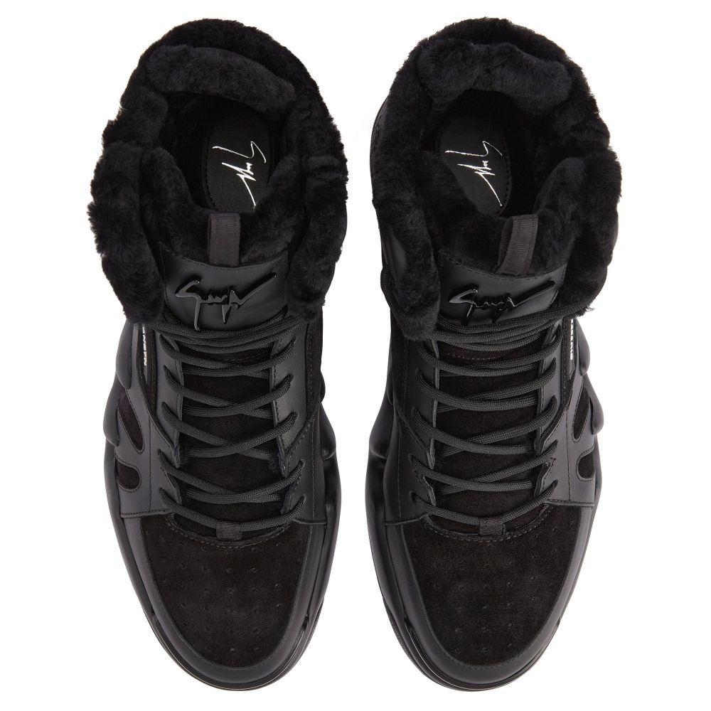 Talon Winter - 4
