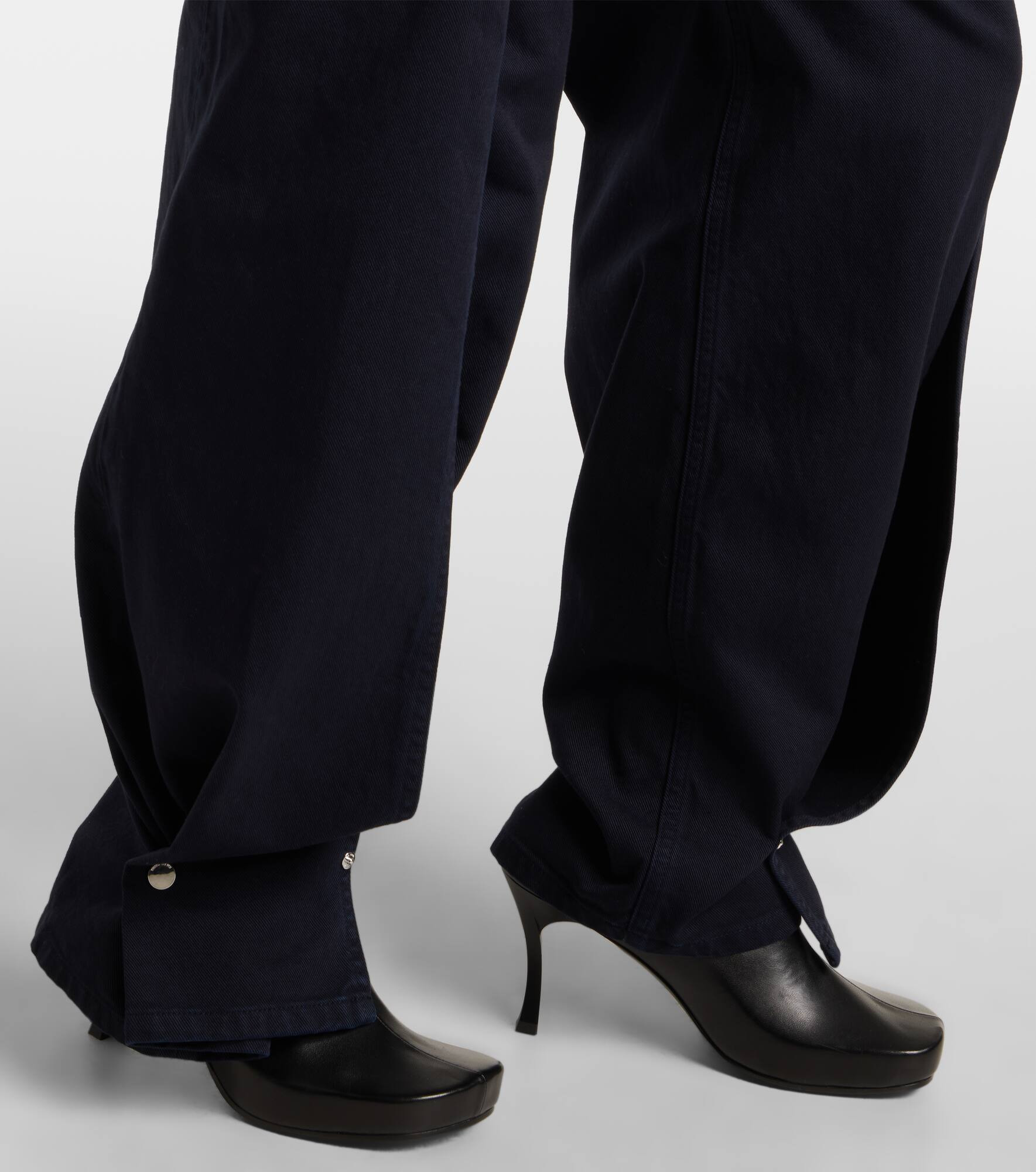Low-rise wide-leg jeans - 5