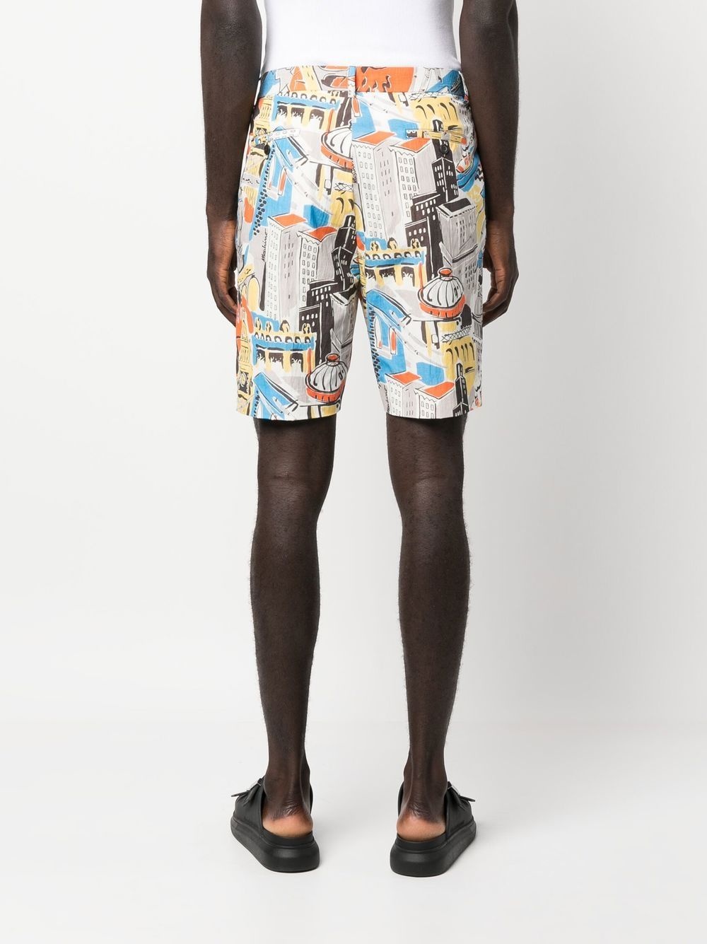 graphic-print bermuda shorts - 4