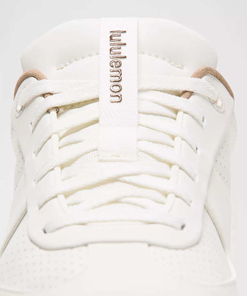 Men's Cityverse Perforated Sneaker 10
