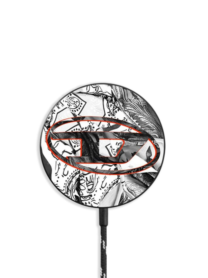 Diesel x CASETiFY logo-print charger outlook