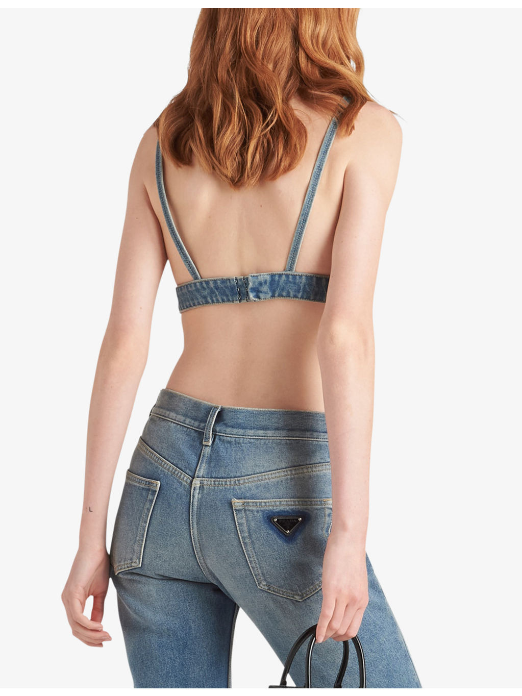 Logo-badge V-neck cropped organic-denim top - 4
