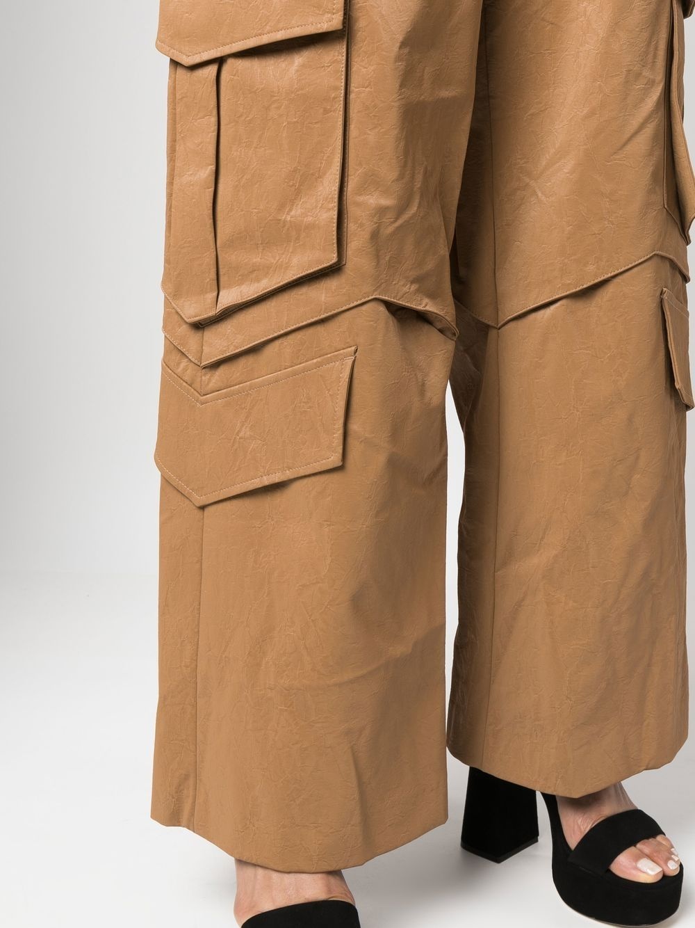 multi-pocket cargo trousers - 5