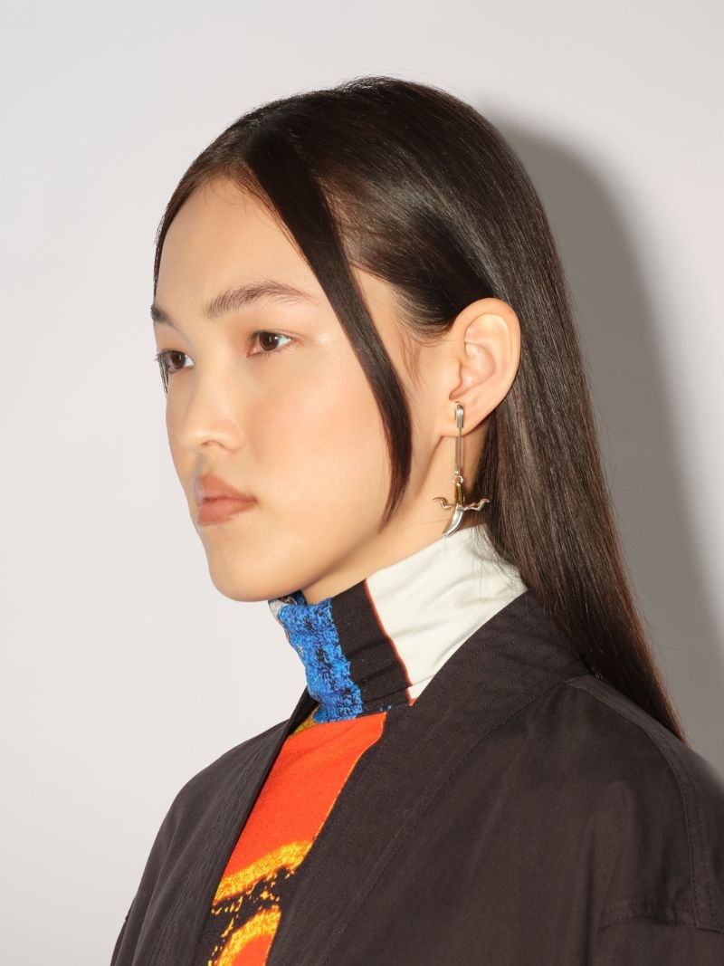 BANANA CHARM EARRING - 3