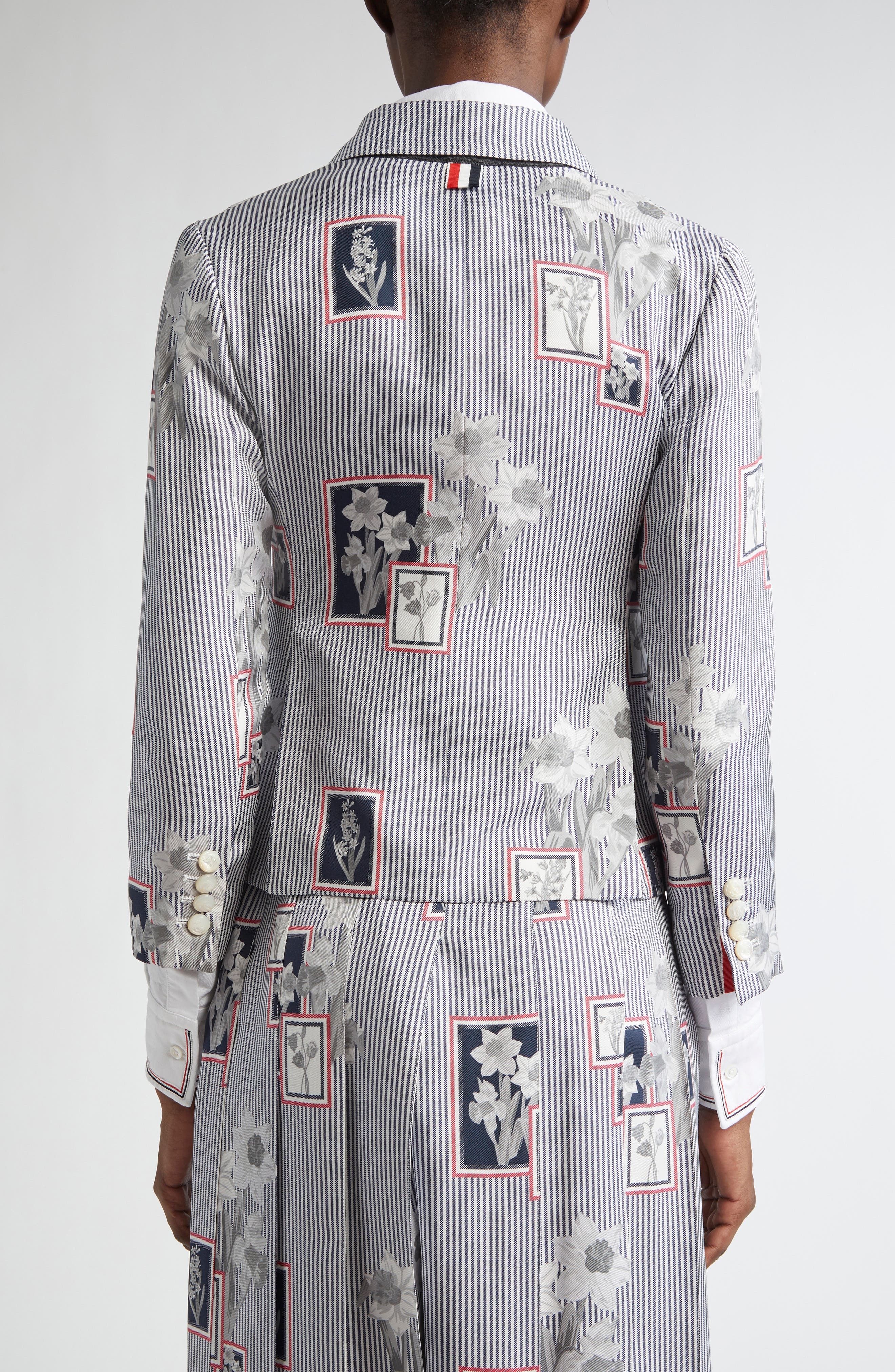 Thom Browne Framed Floral Print Fit 3 High Armhole Silk Twill Sport Coat in Navy at Nordstrom - 3