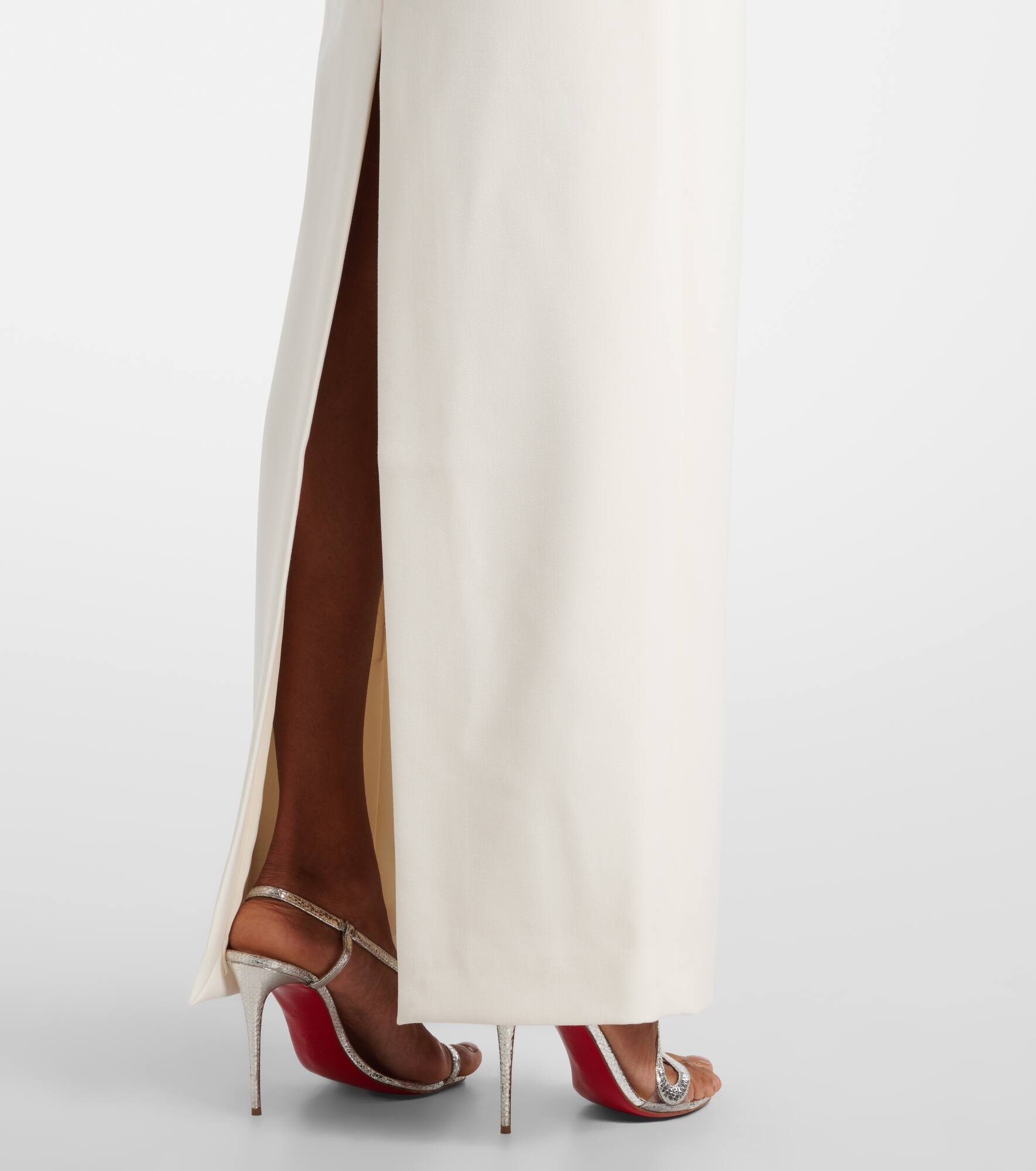 Embellished crêpe gown - 5
