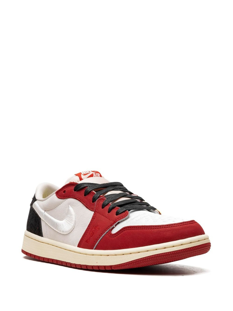 Jordan x Trophy Room Air Jordan 1 Low OG "Home" sneakers outlook