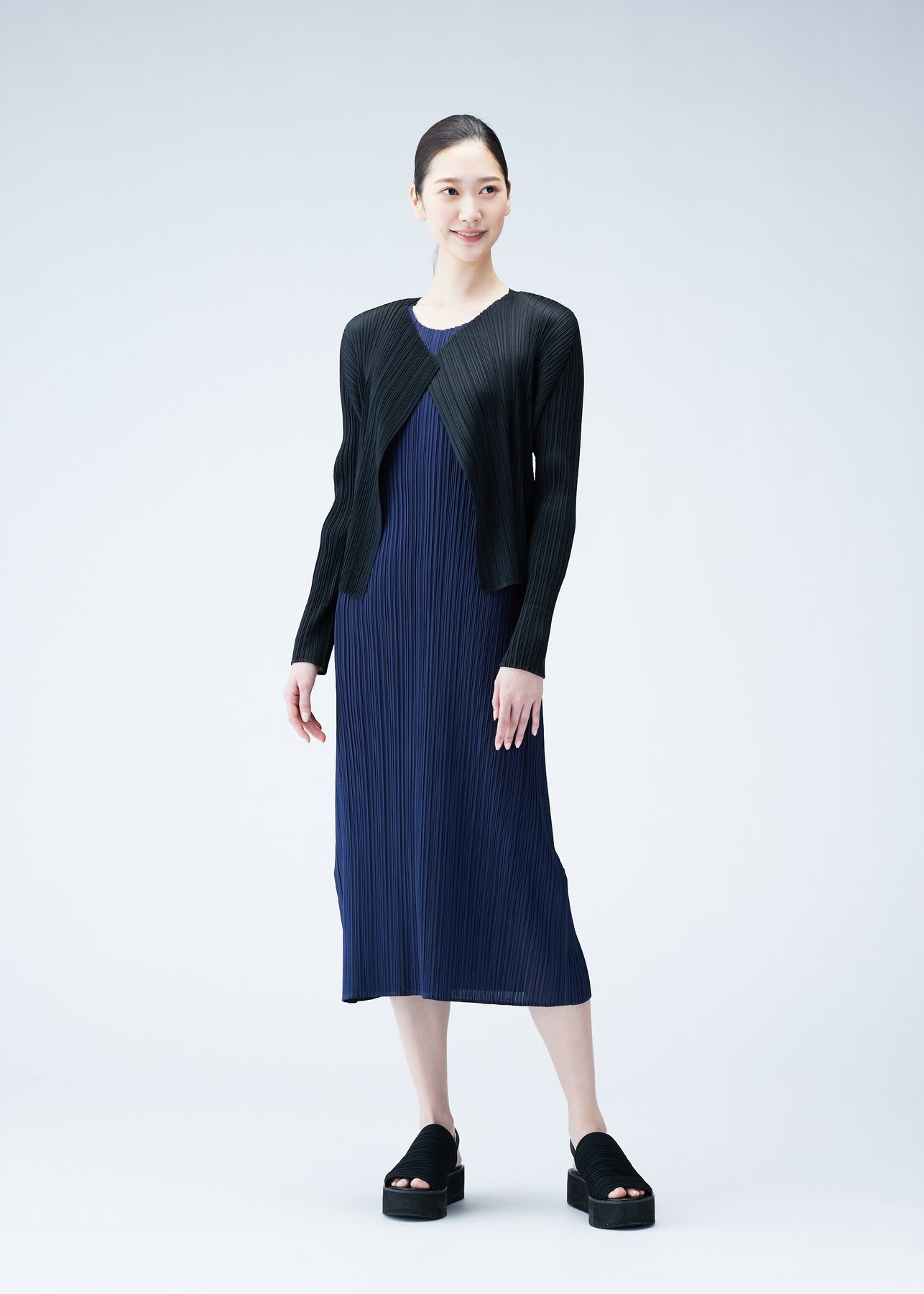 MONTHLY COLORS : JUNE CARDIGAN - 2