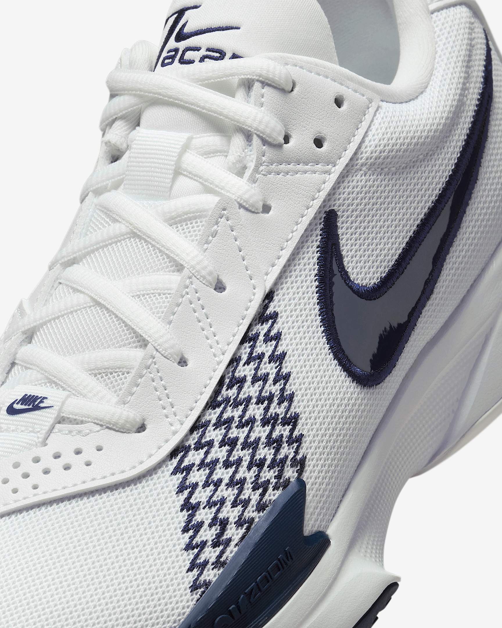 Nike G.T. Cut Academy Basketball Shoes - 7