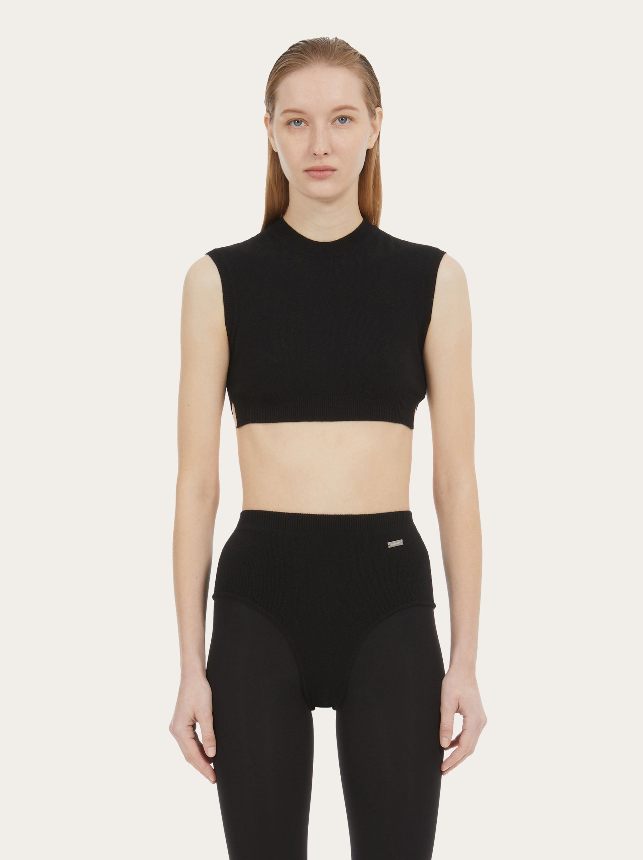 Sleeveless crop top - 2