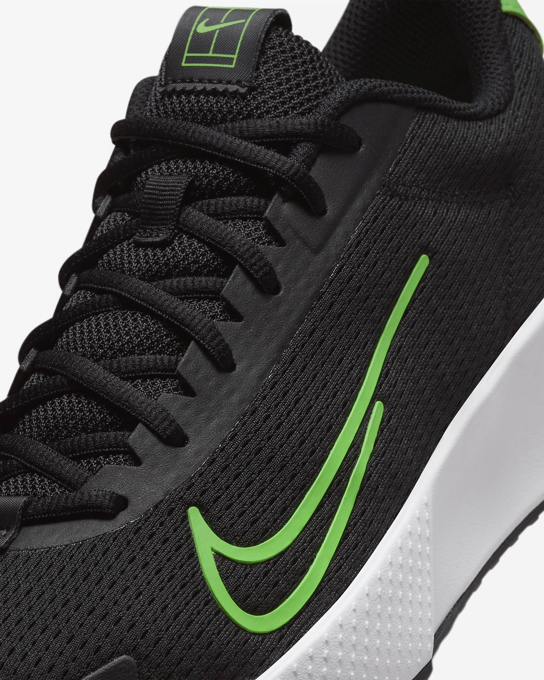 Nike Men's Court Vapor Lite 2 Hard Court Tennis Shoes - 7