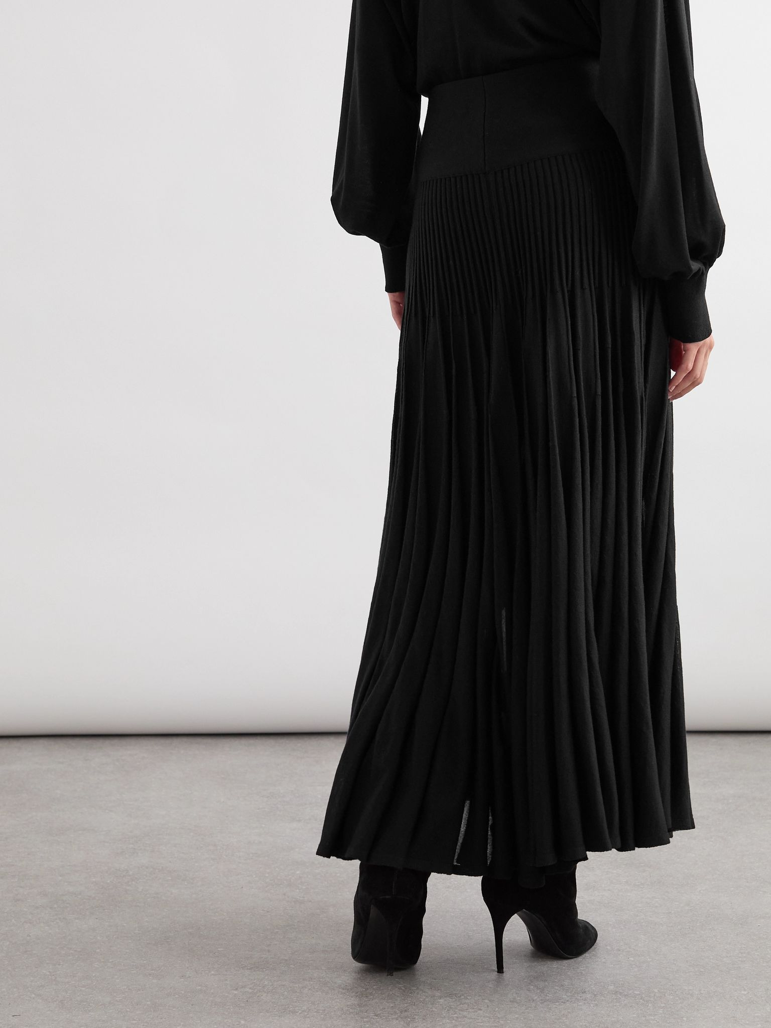 Pleated wool midi skirt Black - 4