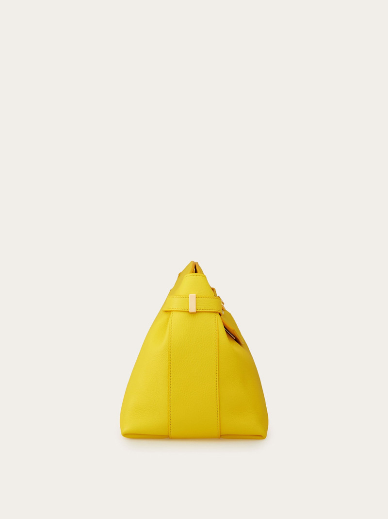 Hug shoulder bag 4