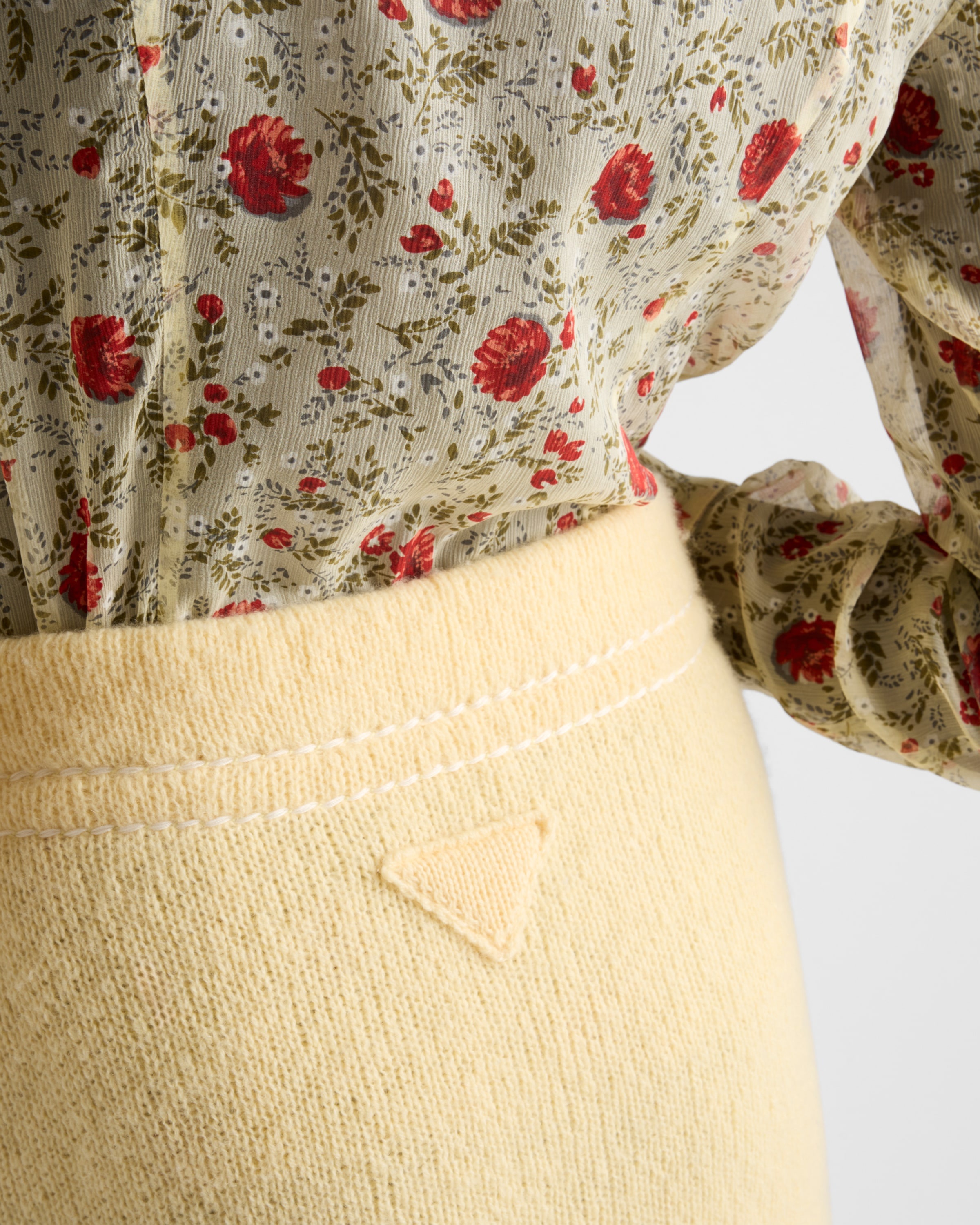 Cashmere miniskirt - 6