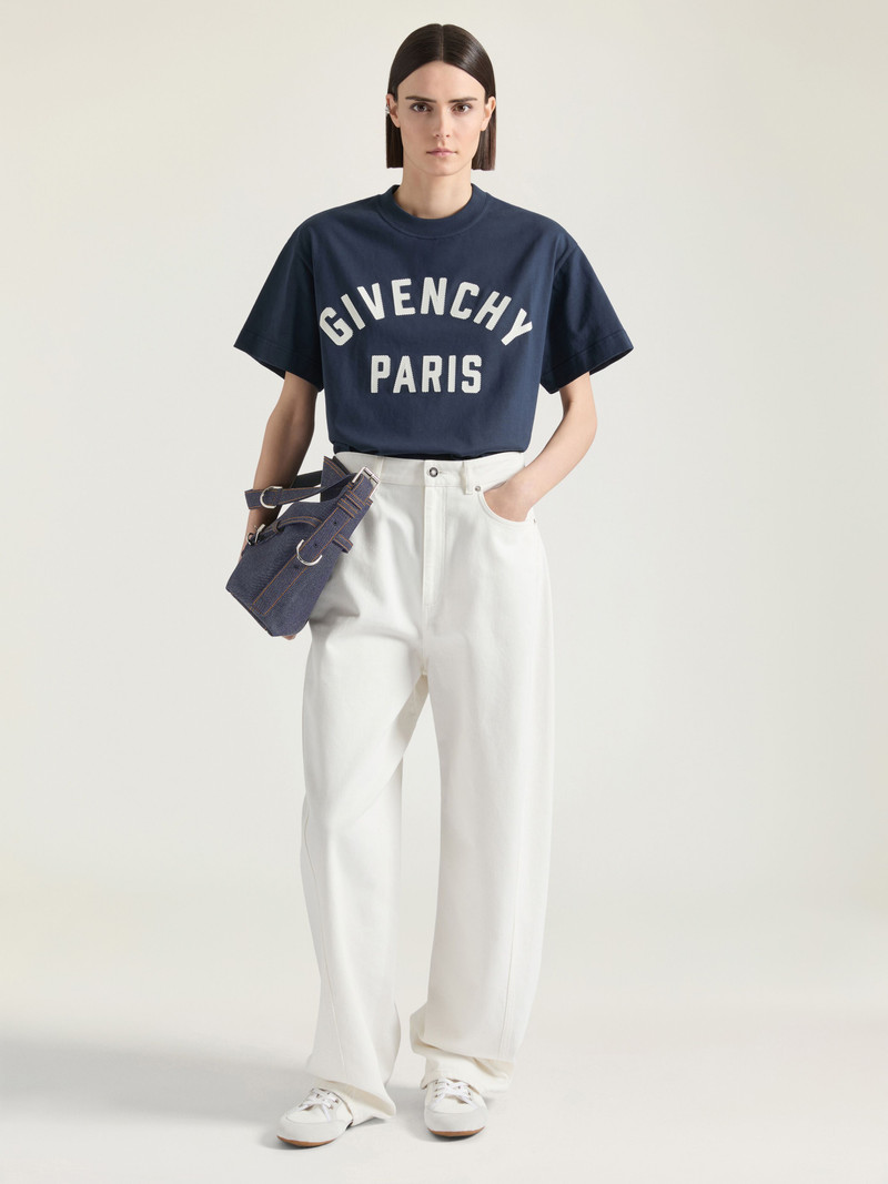 Givenchy GIVENCHY PARIS BOXY FIT T-SHIRT IN COTTON outlook