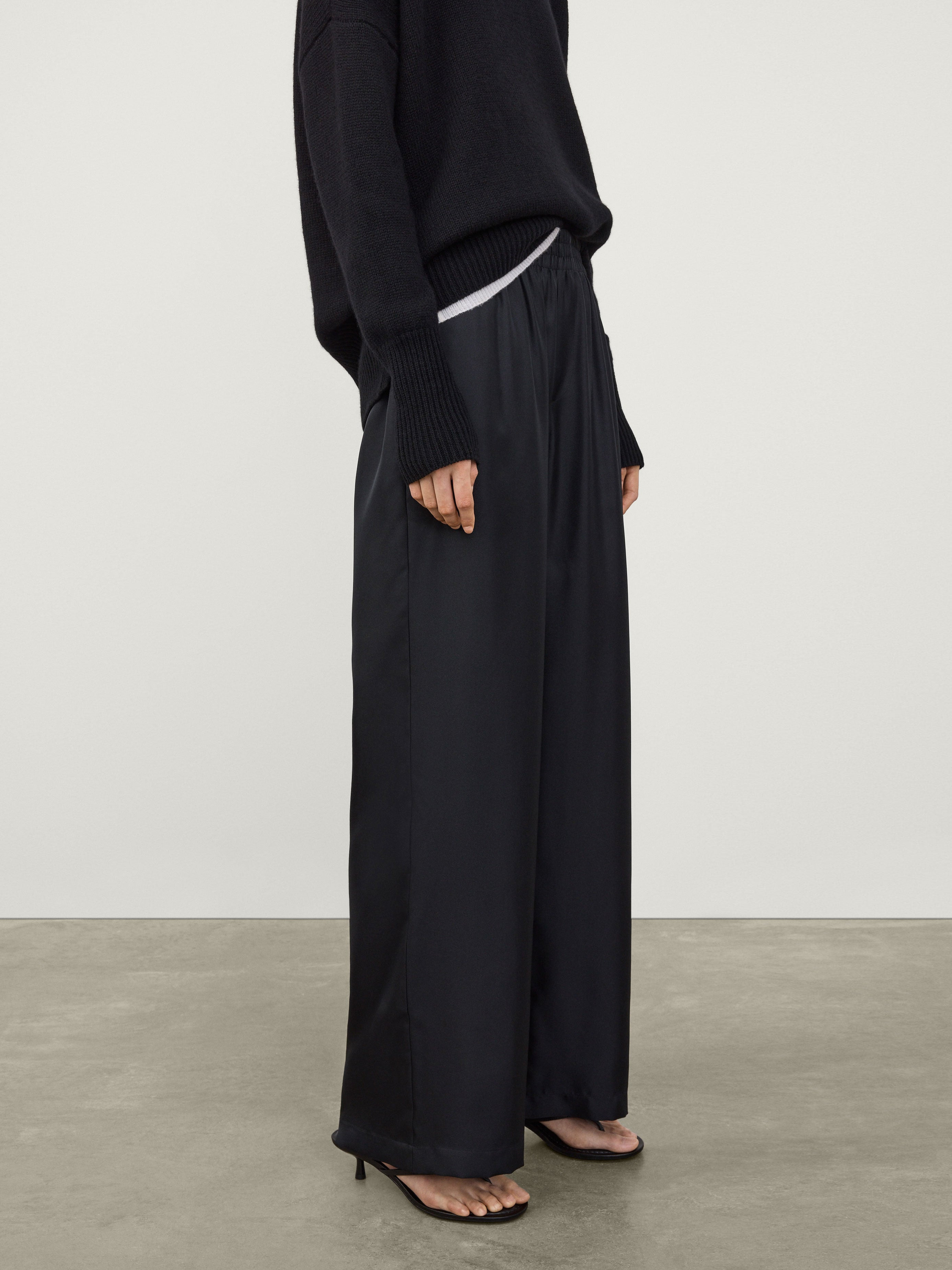 The Wide Leg Trousers - 4