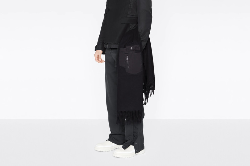 DIOR AND SACAI Blanket 5