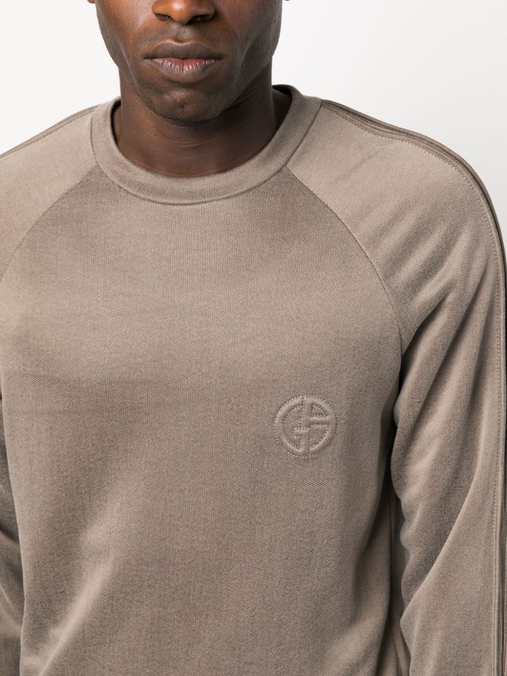 logo-embroidered round-neck jumper - 5