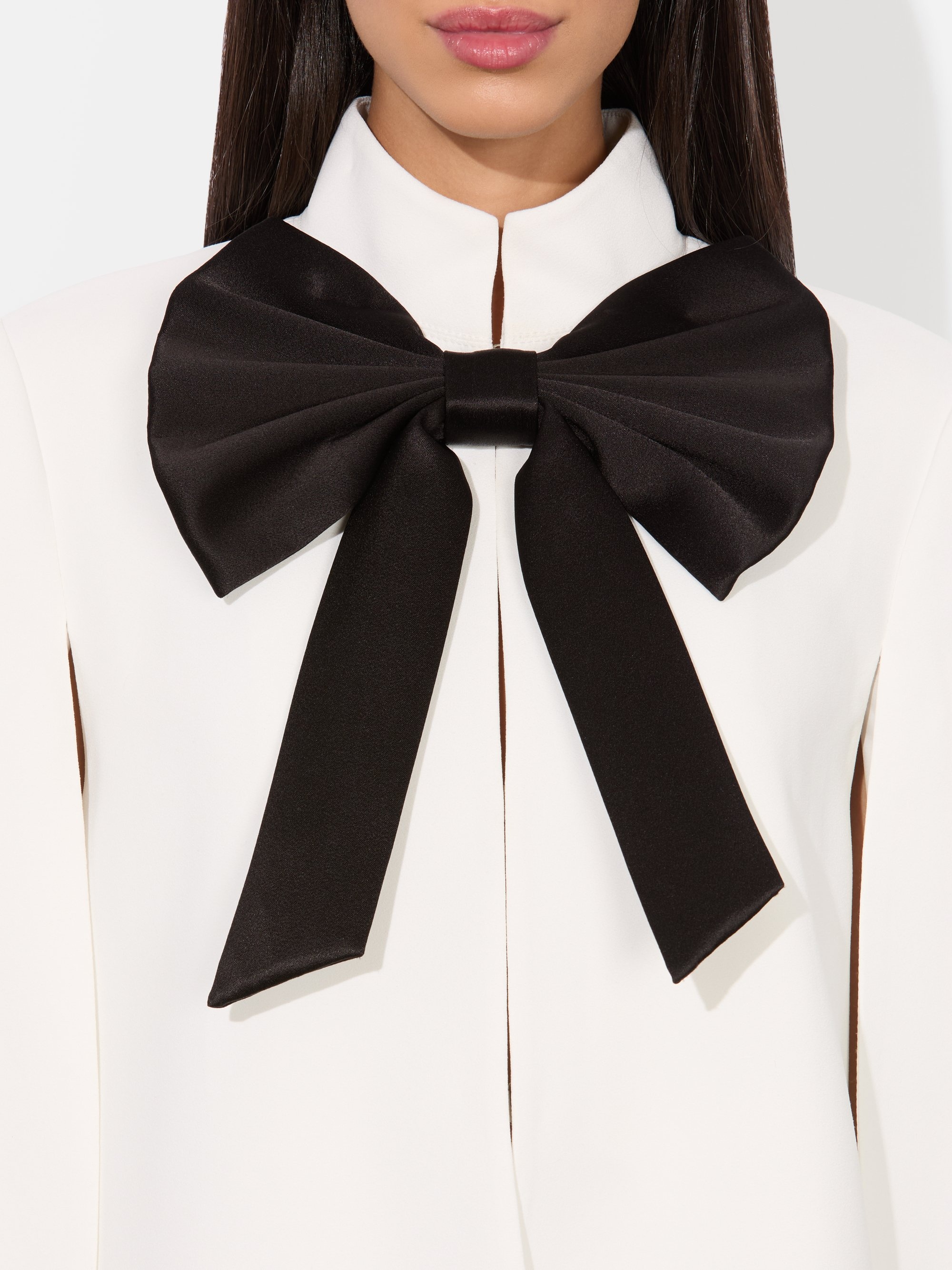 PHILIPPA BOW CAPE - 4
