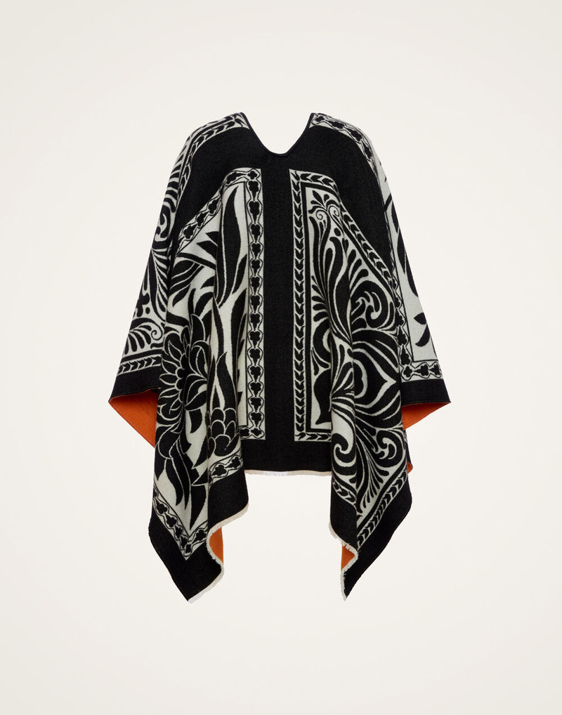 Poncho 8