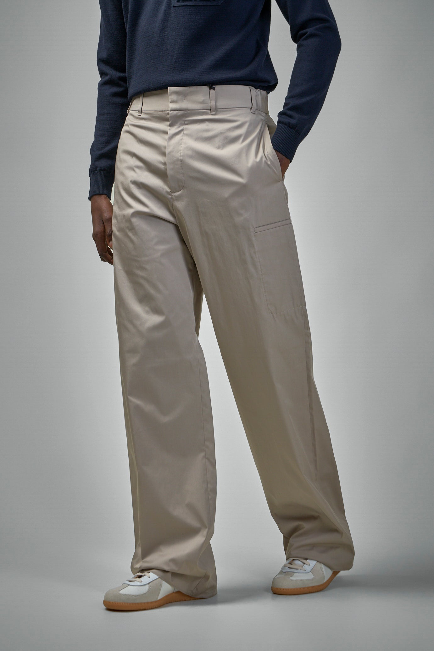Straight-cut Cargo Trousers - 3